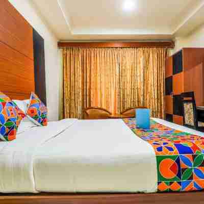 FabHotel Welcare Emerald Rooms