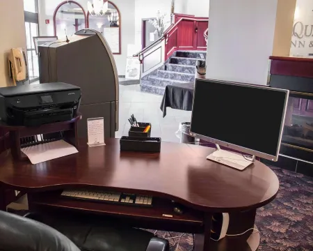 Ramada by Wyndham Nisku Edmonton Airport