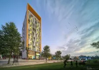 KingSales Hotel Hotels near Bia Tưởng Niệm Các GV&Hs Hy Sinh Trên Công Trường Đê Sông Mã.