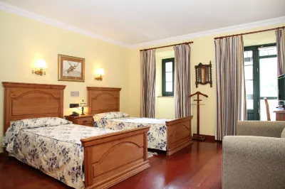 Posada Casa de Don Guzman Hotels in Alceda