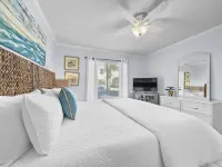 Emerald Shores #1001 - 1 Br Condo by RedAwning