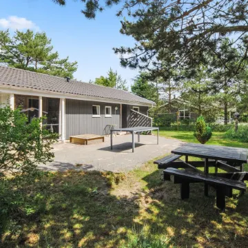 "Sighbiorn" - 950m from the Sea