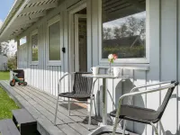 "Erva" - 495m from the Sea Hotels in Gedser