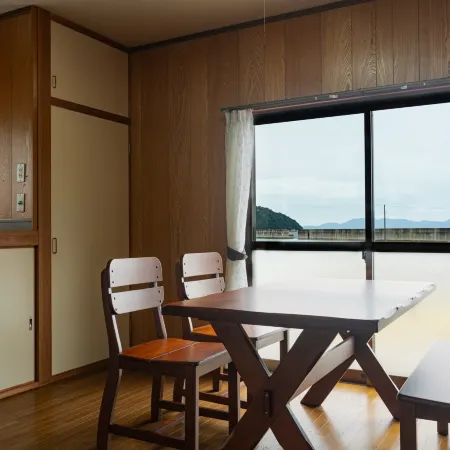 Tomabari Guest House