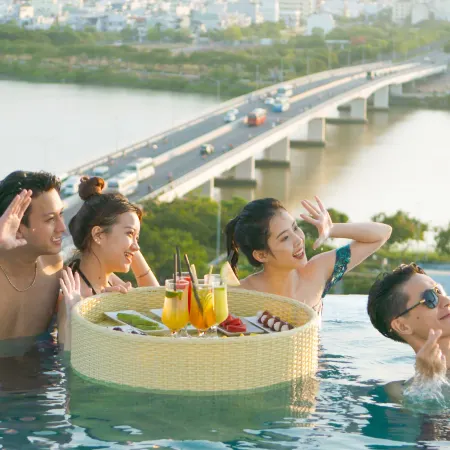 RHM Luxury Hotel And Suite
