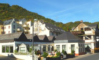 Schloß-Hotel Petry