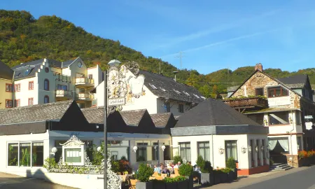 Schloß-Hotel Petry
