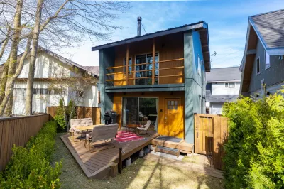 Hermann Teddy Collectors' House