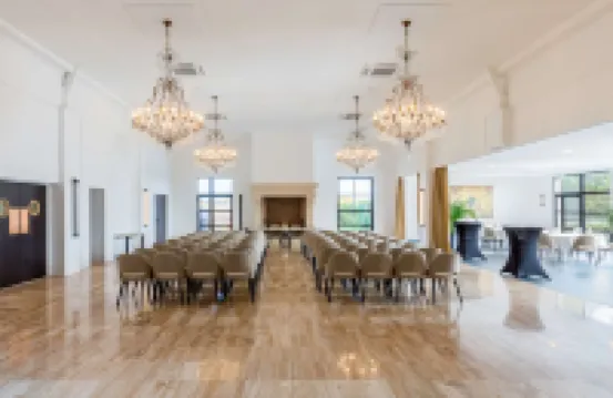 Sure Hotel by Best Western Arras Nord - Parkering