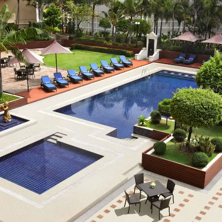 Dusit Thani Manila