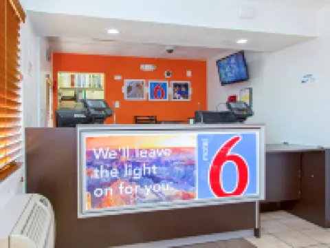 โมเทล 6 ฟีนิกซ์ แอริโซนา - สนามบิน - ถนนสาย 24 โรงแรมในฟีนิกซ์