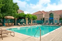 Hyatt House Dallas Addison - Swimmingpools