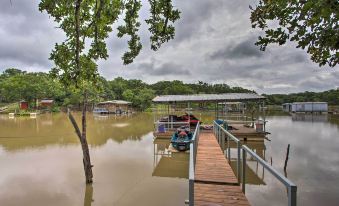 Tranquil Palo Pinto Home w/ Deck + Boat Dock! - Housity