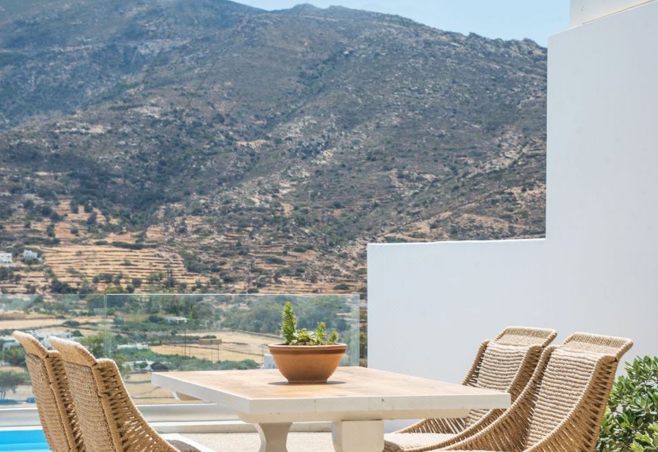 레반테스 이오스 부티크 호텔