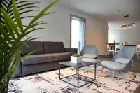 Front Lake Vacation Rental Melì in Melide