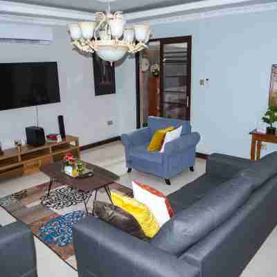 Lusaka Luxe: Your Private Oasis Awaits in the Heart of Zambia Others