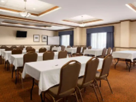 Country Inn & Suites by Radisson, Oklahoma City - Quail Springs, OK Hotels in Oklahoma City