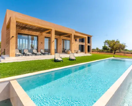 Can Navarro Hotels in Inca