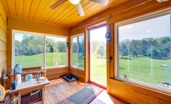 Cozy Upstate New York Getaway w/ Fire Pit!