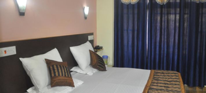 Hotel Kashmir Inn Hotele w: Śrinagar