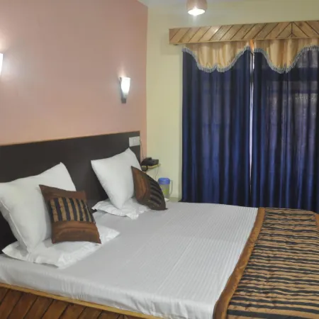 Hotel Kashmir Inn