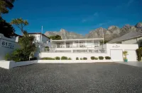 61 on Camps Bay