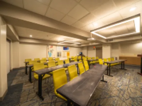 Holiday Inn Express & Suites TAMPA NORTHWEST-OLDSMAR by IHG Hotels in Oldsmar