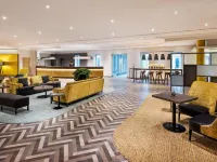 Sheraton Duesseldorf Airport Hotel Hotels near Kaiserswerth