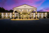 Red Roof Inn Dahlgren - Naval Base Hotels in Dahlgren