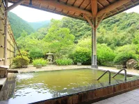 鶴の湯温泉 みなべ町のホテル