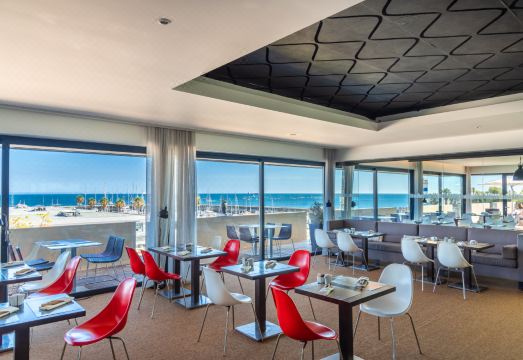 페스타나 시다델라 카스카이스