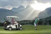 Cathedral Peak Hotel