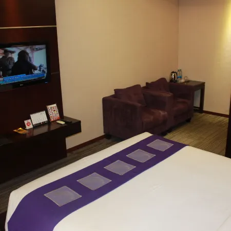 Metro Hotel Jababeka