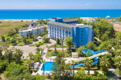 Club Aqua Plaza