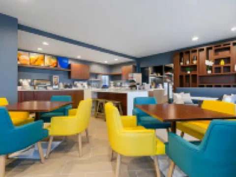 Comfort Inn & Suites Houma Hotels in Houma