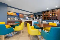 Comfort Inn & Suites Houma فنادق في بايو كاين