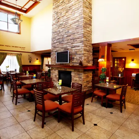 Holiday Inn Express & Suites TURLOCK-HWY 99 by IHG