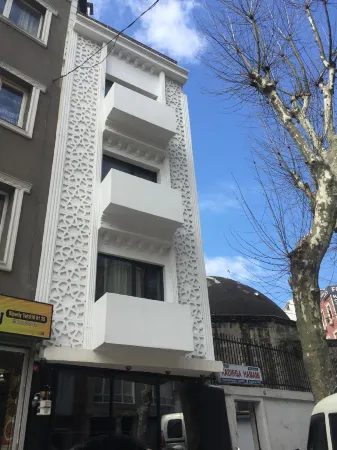 Valeria House