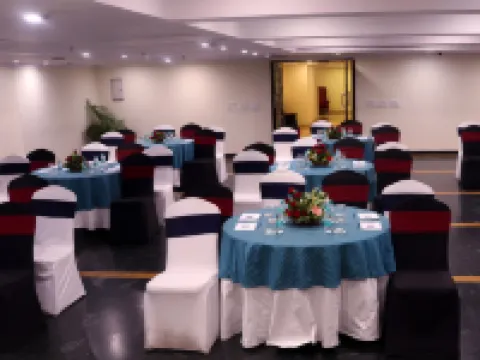 ル ラック サロヴァール ポルティコ ランチ ラーンチーのホテル