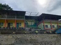 RedDoorz Near Pelabuhan Ajibata Parapat Các khách sạn ở Parapat