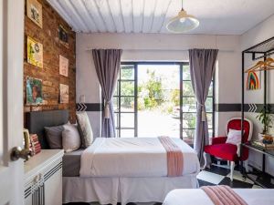 Retro-Vintage New Yorker Apartment in Centurion