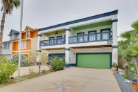 Steps to Beach Oceanside Townhome with Heated Pool