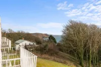 Freshwater Bay - Sea View Apartment