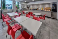 City Express Junior by Marriott Ciudad Juarez Consulado - petit déjeuner