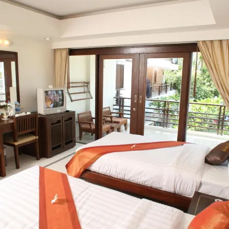 Evergreen Resort