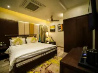 Aura - A Boutique Hotel โรงแรมใกล้แยกอัจเมอร์จังก์ชั่น