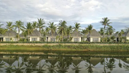 Cocoland Thu Xa Ancient Town Resort