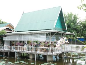 Baan Luang Harn