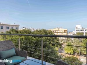 Phaedrus Living: Heraklion City View Flat