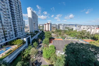 LIV - Apartamento 1102 Hoteller i Petrópolis